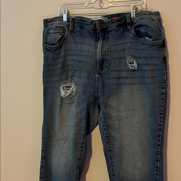 Celebrity Pink Extra Distressed Blue Jeans The Retro - Picture 4 of 7